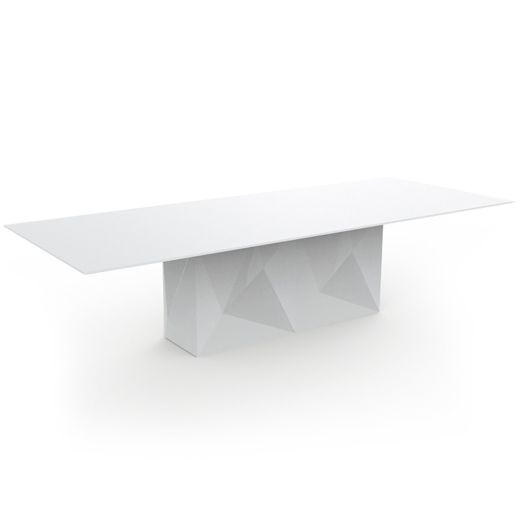 großer Design Tisch FAZ